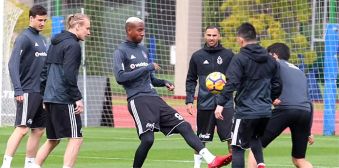 Beşiktaş Kondisyon ve Taktik Çalıştı