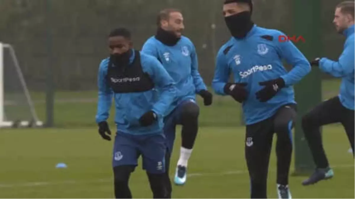 Cenk Tosun Form Tutuyor