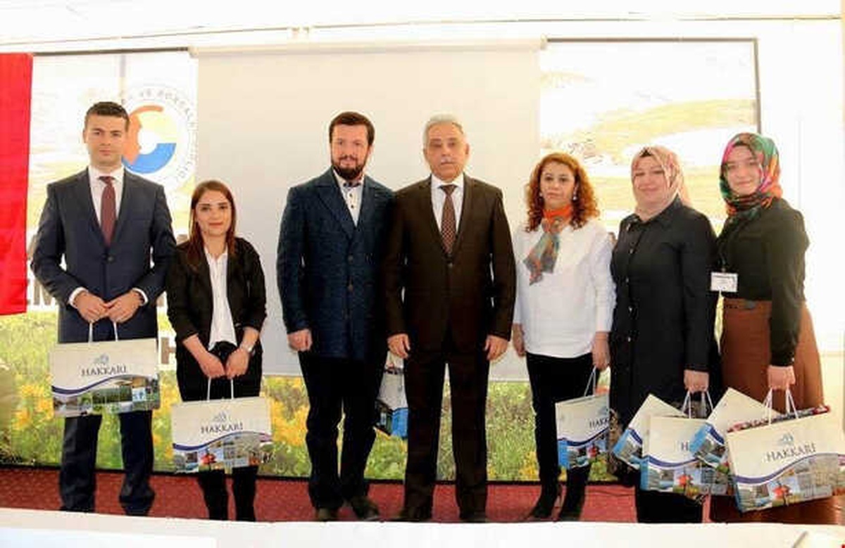 Hakkari\'de Sağlık Çalışanlarına Nrp Kursu Verildi