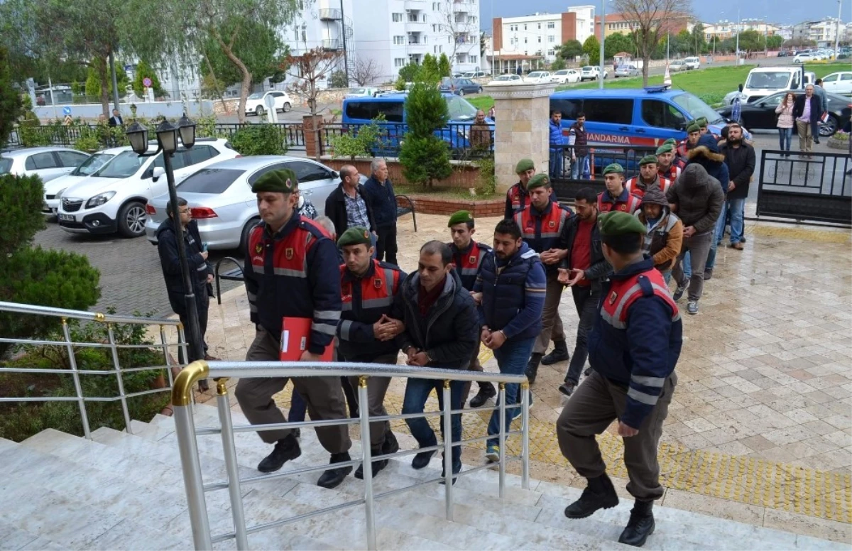 İnsan Tacirlerine Jandarmadan Darbe: 11 Tutuklama