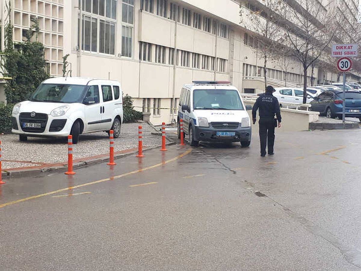 Sayıştay Binasında Şüpheli Paket Paniği