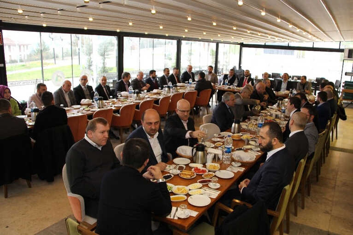 Vali Dağlı, Müsiad Dost Meclisi Toplantısına Katıldı