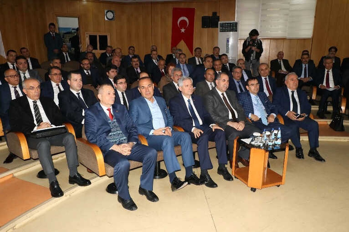Vali Demirtaş: "Adana\'yı El Ele Vererek Büyüteceğiz"