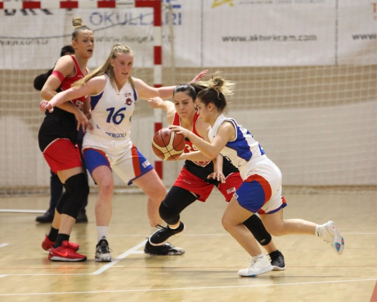 Bilyoner.com Kadınlar Basketbol Süper Ligi: Bornova Beckerspor: 76 - Abdullah Gül Üniversitesi: 87