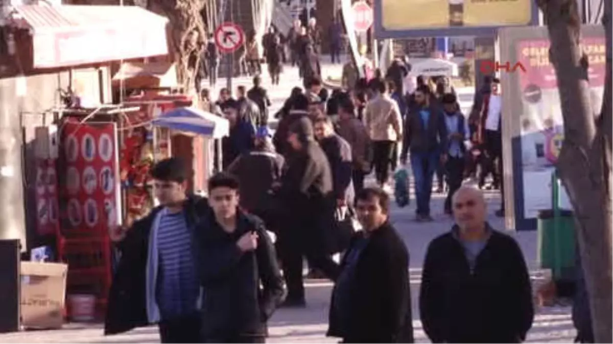 Gaziantep\'teki Kuaförler Çocuk Gelinlere Saç ve Makyaj Yapmıyor