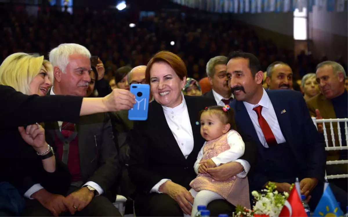 İyi Parti Genel Başkanı Akşener, Eskişehir\'de