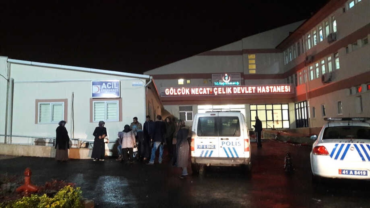 Kocaeli\'de Otomobilin Çarptığı Yaya Öldü
