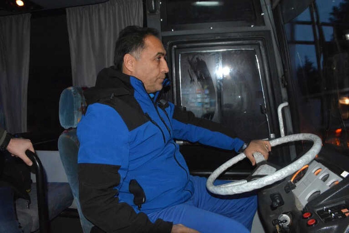 Sahada Hoca, Otobüste Kaptan