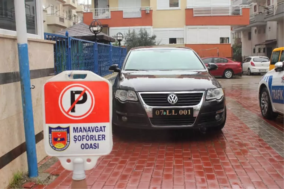 Şoförler Odası Yeni Başkanı, \'Lüks Olur\' Dediği Makam Aracını Satılığa Çıkardı