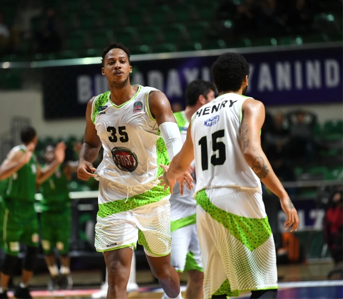 Tahincioğlu Basketbol Süper Ligi: Tofaş: 92 - Yeşilgiresun Belediyespor: 52