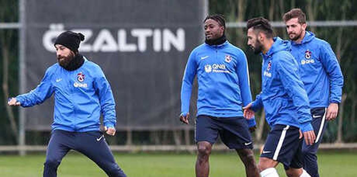 Trabzonspor\'da İç Transferde İmzalar Atılıyor!