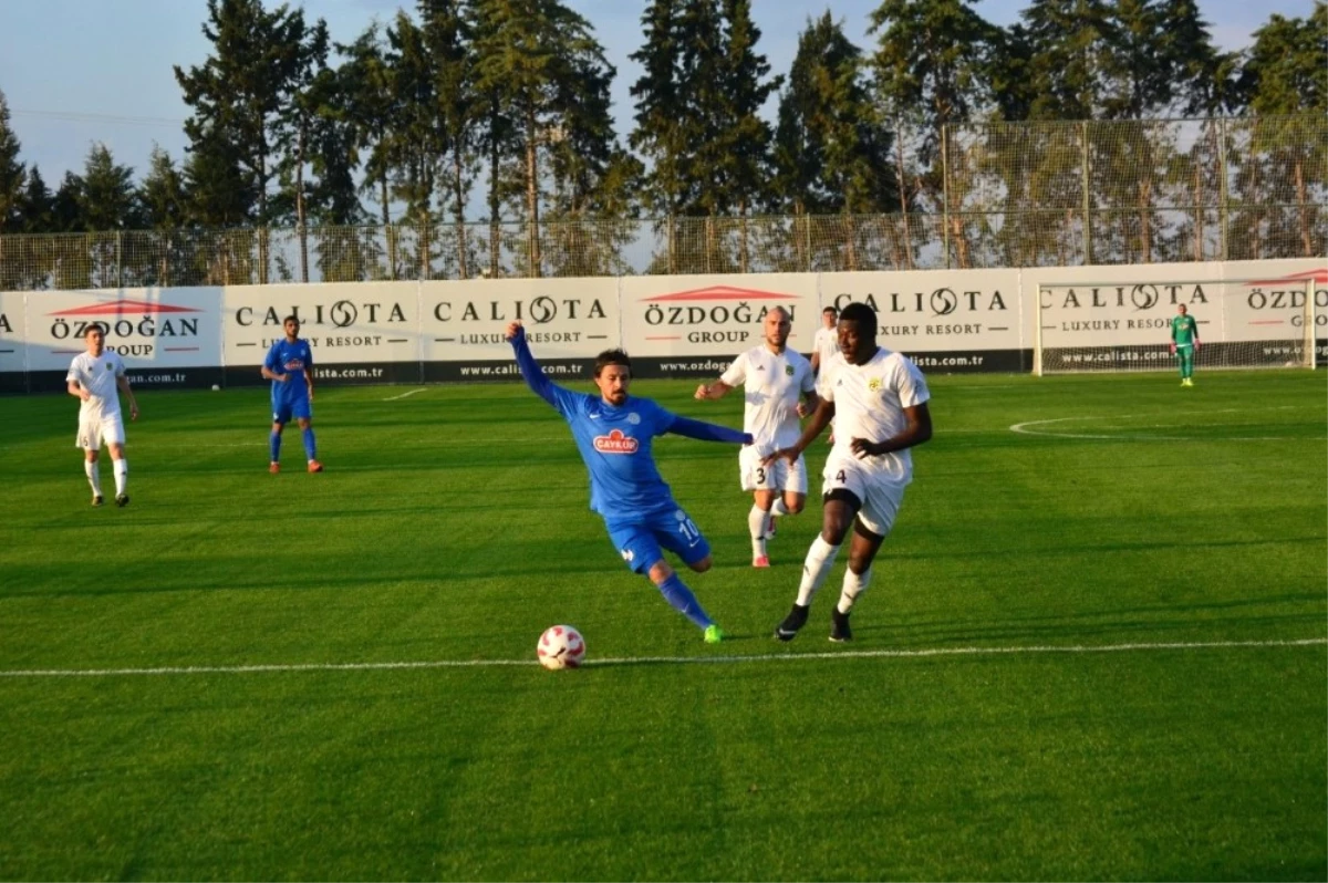 Üzülmez: "Ligin İkinci Yarısında Çok Farklı Bir Çaykur Rizespor İzlettireceğiz"