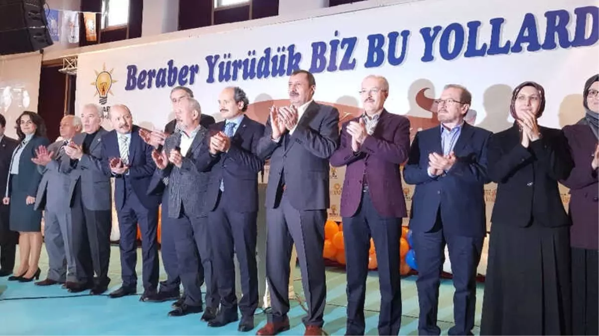 AK Parti\'den Vefa Yemeği