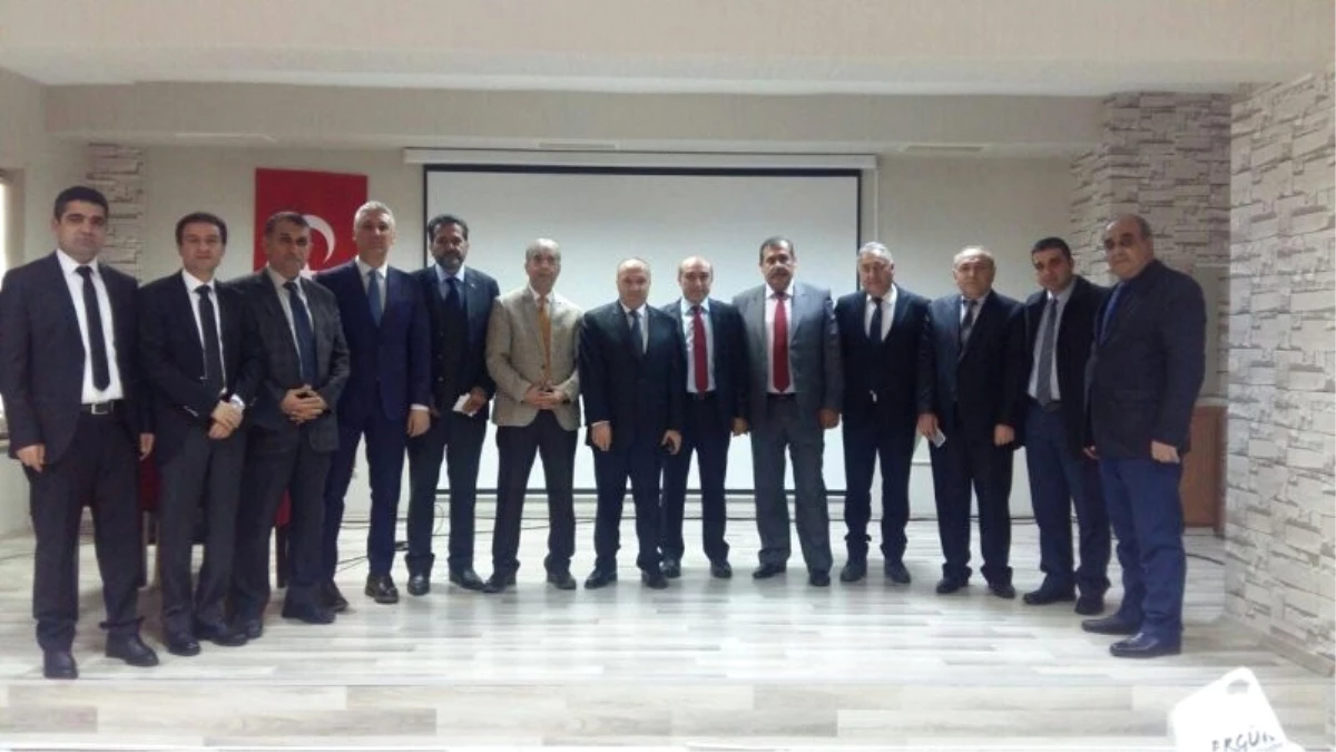 Bitlis\'te \'Öğretmen ve Medeniyet\' Konferansı