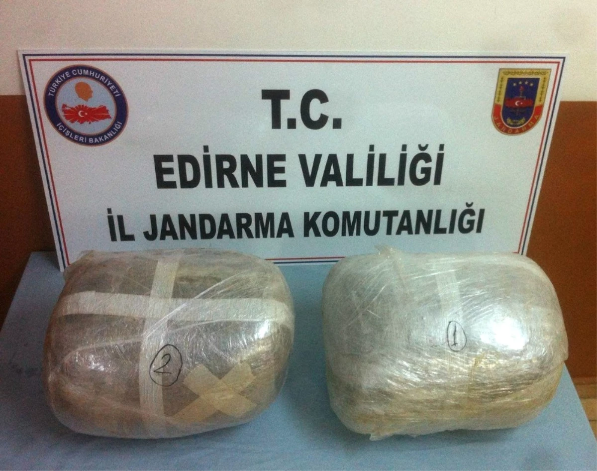 Bulgaristan Plakalı Araçta Uyuşturucu Madde Ele Geçirildi