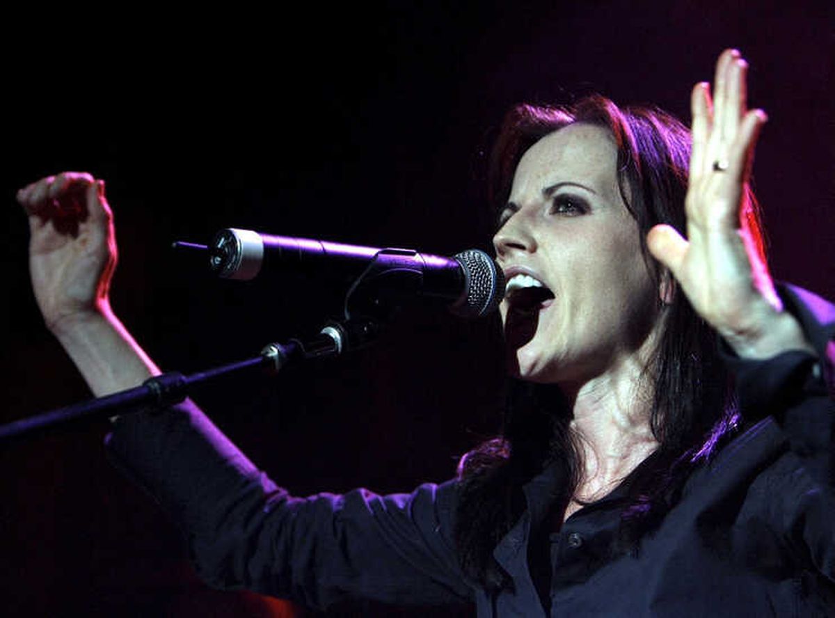 The Cranberries\'in Solisti Hayatını Kaybetti