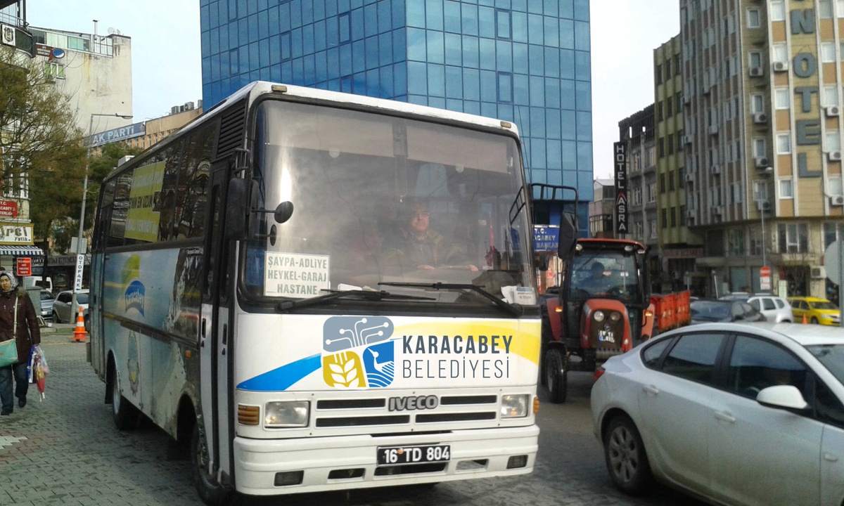 Karacabey\'de Ulaşım Sorunları Masaya Yatırılıyor