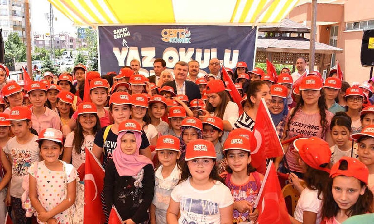 Komek ve Asem\'de 2017 Yılında 100 Bin 611 Kursiyere Eğitim Verildi