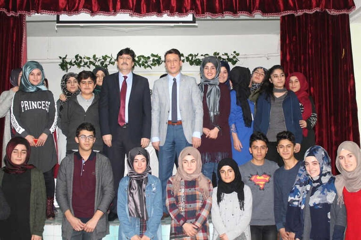 Vali Ustaoğlu: "2018 Yılında Bitlis\'e Kimlikli Eserler Yapacağız"
