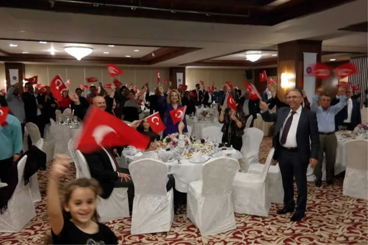 Yılın Yorgunluğunu Eğlenerek Attılar