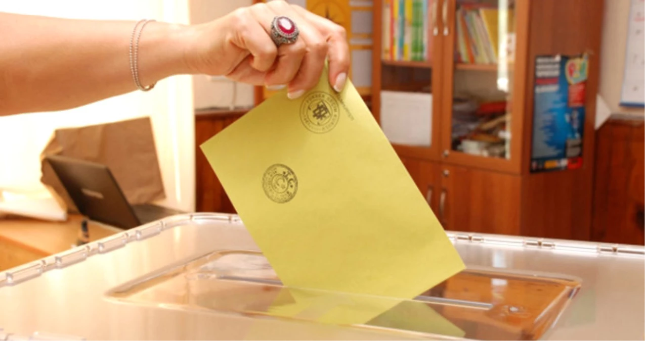 2018\'in İlk Seçim Anketi Yayınladı: AK Parti-MHP İttifakı Yüzde 50\'yi Geçiyor