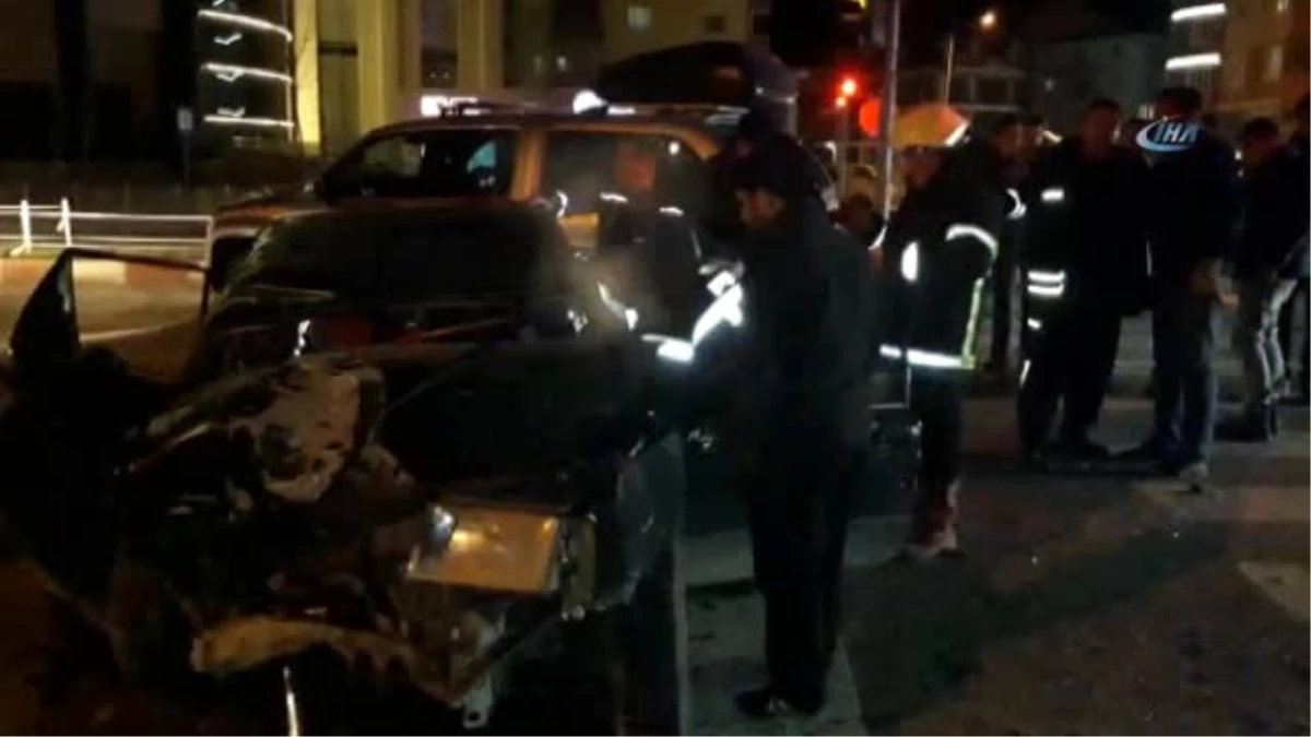 Bilecik\'te Meydana Gelen Trafik Kazasında 3 Kişi Yaralandı
