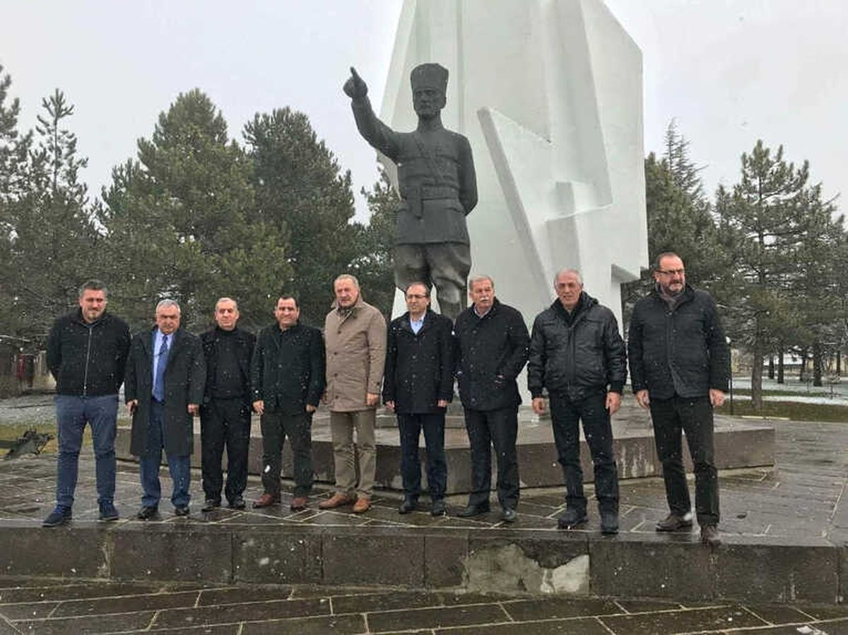 Didim Belediye Başkanı Ahmet Deniz Atabay\'ın Dumlupınar Ziyareti