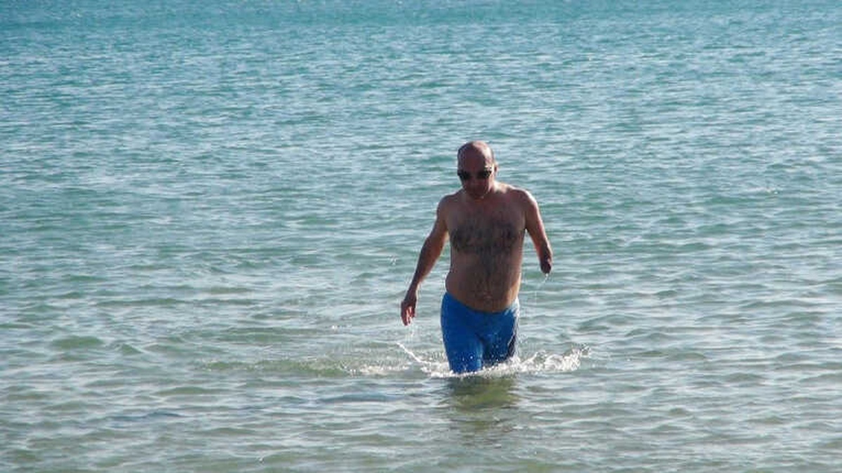Engelli Genç Şampiyonaya Havuz Olmadığı İçin Denizde Hazırlanıyor