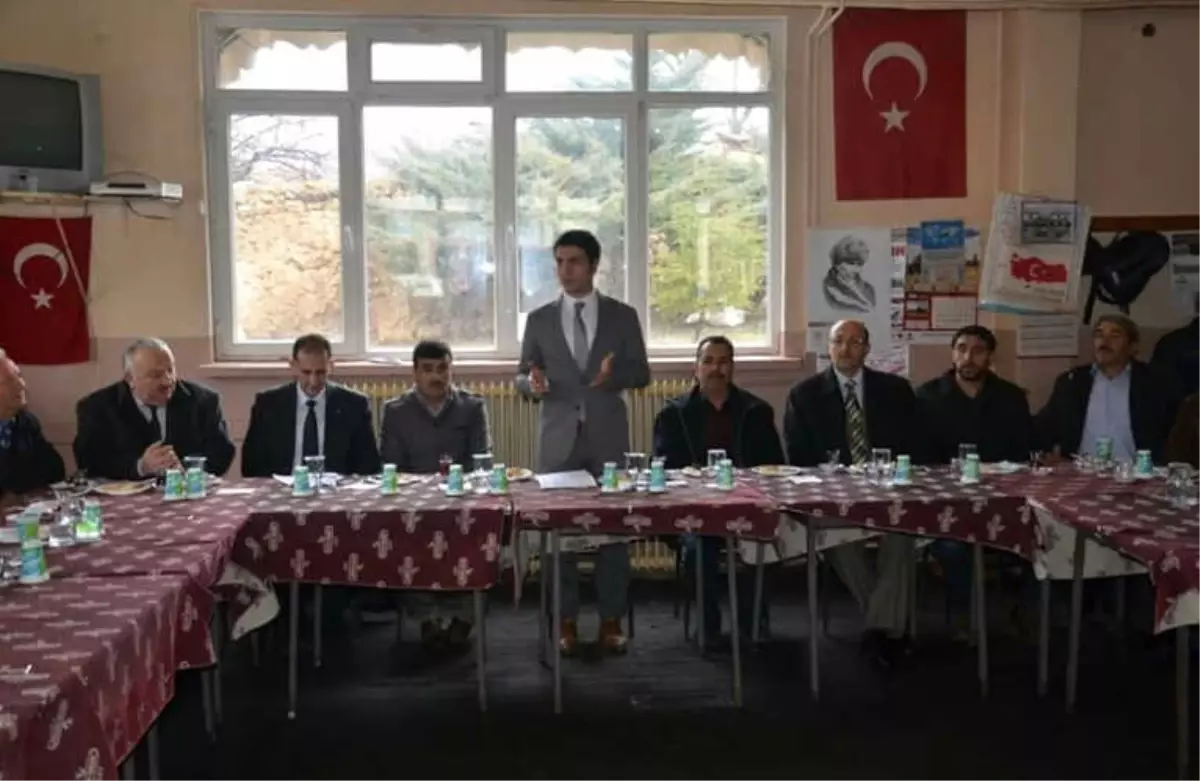 Günyüzü\'nde Yılın İlk Muhtarlar ve Daire Amirleri Toplantısı Yapıldı