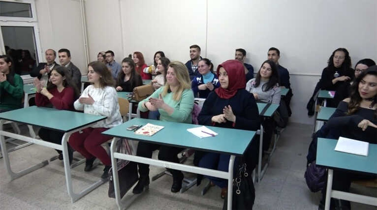 İşaret Dili Kursu Öğrencilerinden Etkinlik