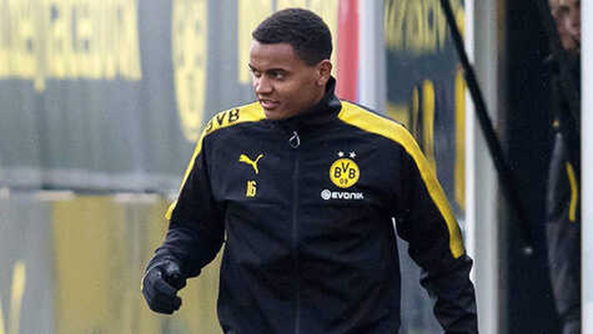 İsviçreli Futbolcu Akanji, Dortmund\'da