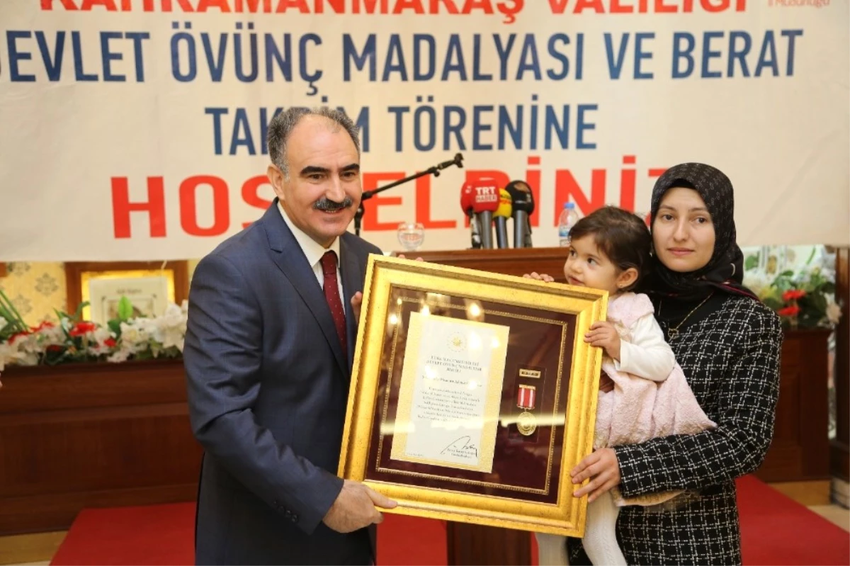 Kahramanmaraş\'ta Şehit Yakınlarına Devlet Ödünç Madalyası Verildi