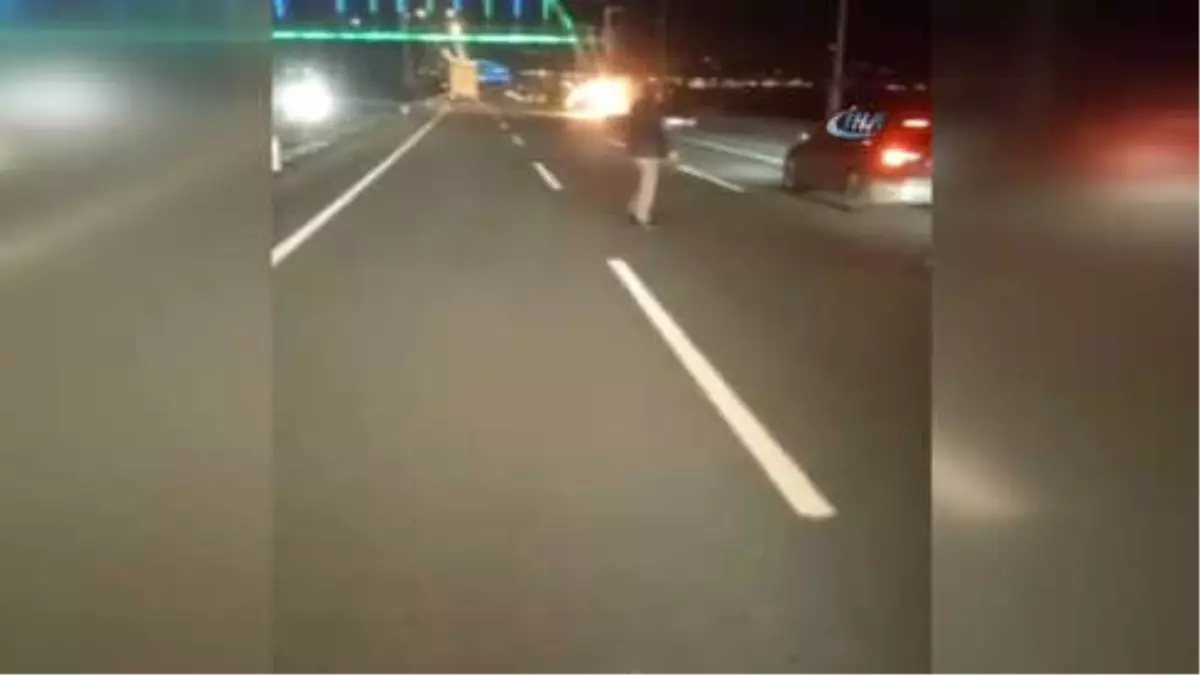 Karadeniz Sahil Yolu\'nda Otomobilde Çıkan Yangın Kamerada