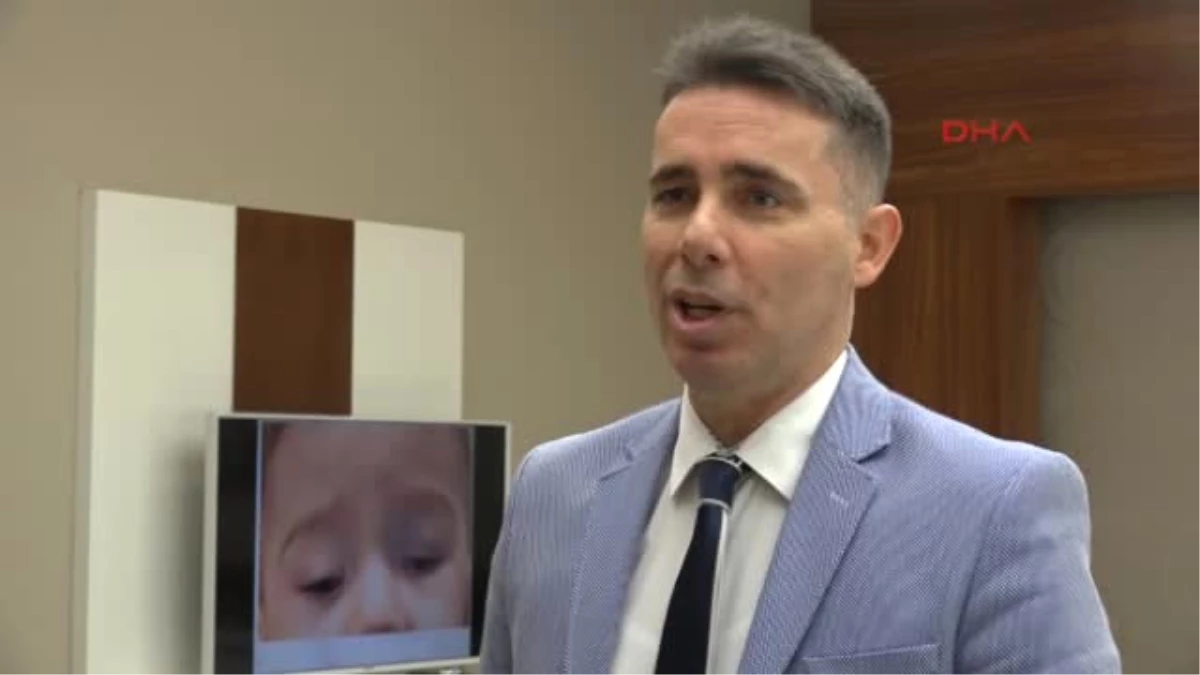 Kayseri-2 Yaşındaki Bebeğe Dünyada İlk Göz Nakil Operasyonu