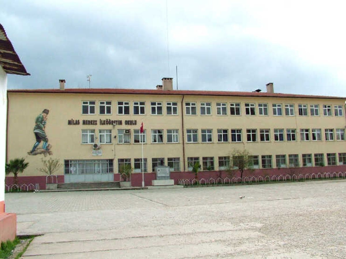 Milas\'ta Öğrenciye Psikolojik Baskı İddiası