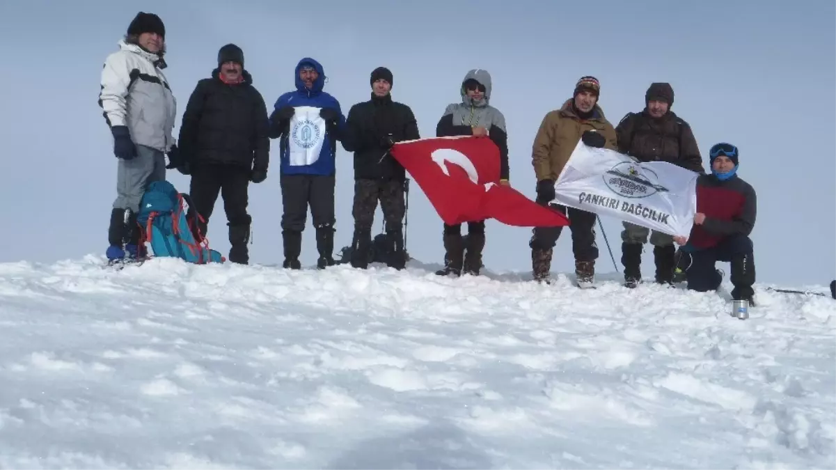 Ölen Arkadaşlarını Anmak İçin Ilgaz\'a Tırmandılar