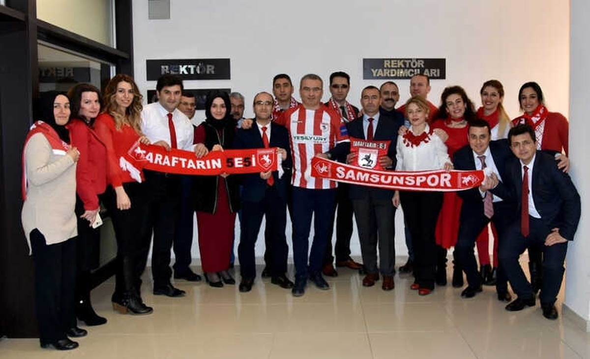 Omü Personeli Takımına Sahip Çıkıyor