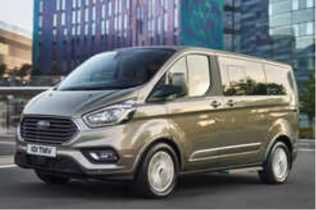 Yeni Ford Transit Custom Türkiye\'de Kaç Paradan Satılacak?