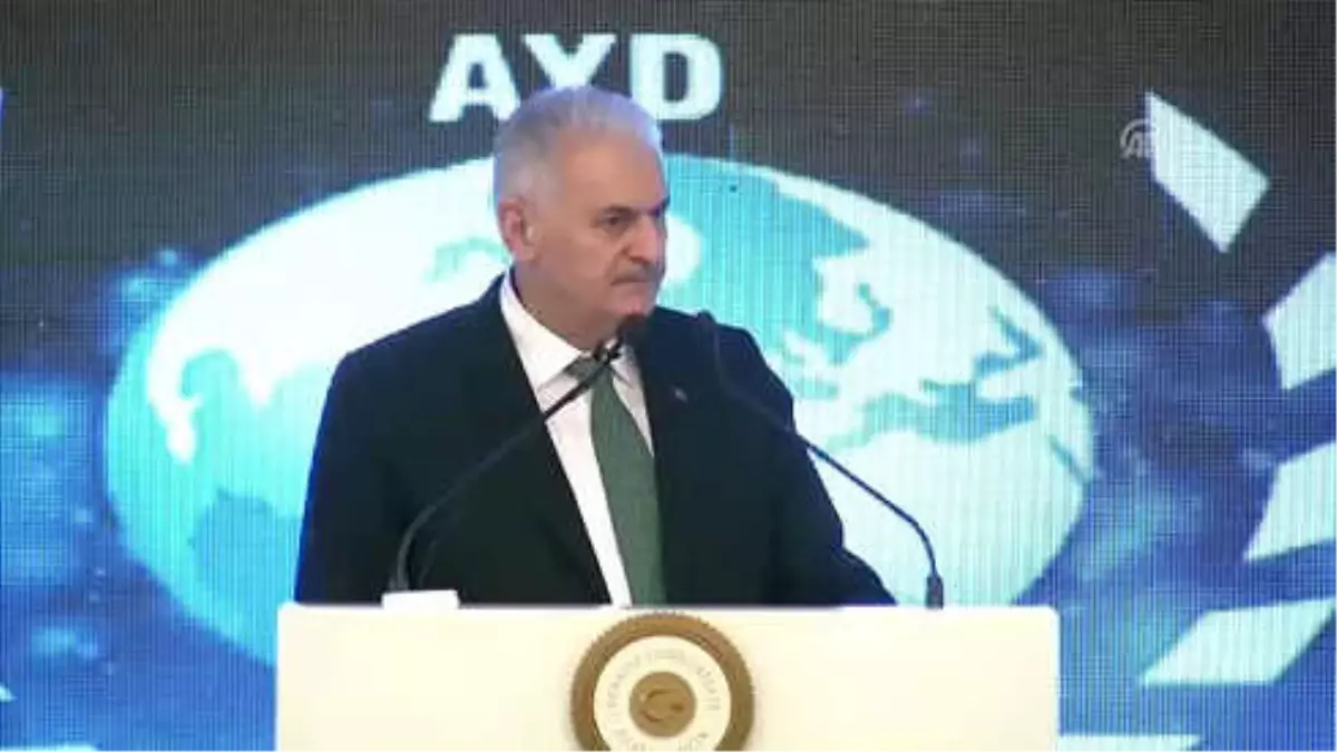 Yıldırım: "Sosyal Medya, Sorumsuz Medya Değildir. Sanal Dünya, Yalan Dünya da Değildir"