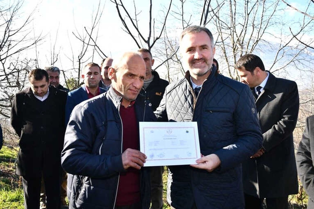 25 Çiftçi Meyve Budama Sertifikasını Aldı