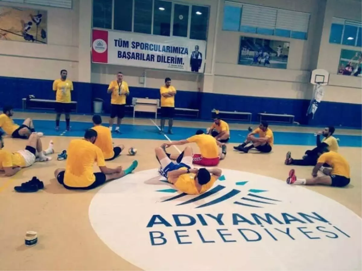 Adıyaman Belediye Hentbolspor Sezonun İkinci Yarısına Hazırlanıyor