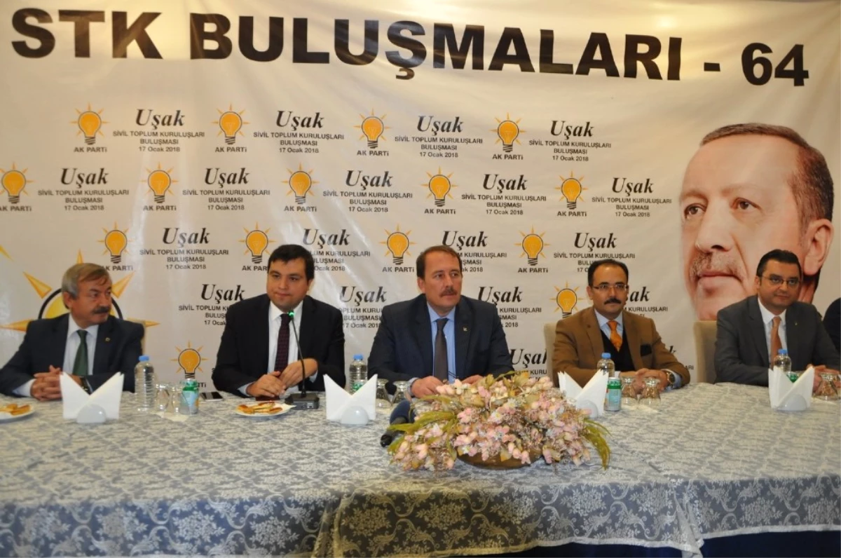 AK Parti Genel Başkan Yardımcısı Karacan Uşak\'ta Stk Üyeleri ile Bir Araya Geldi