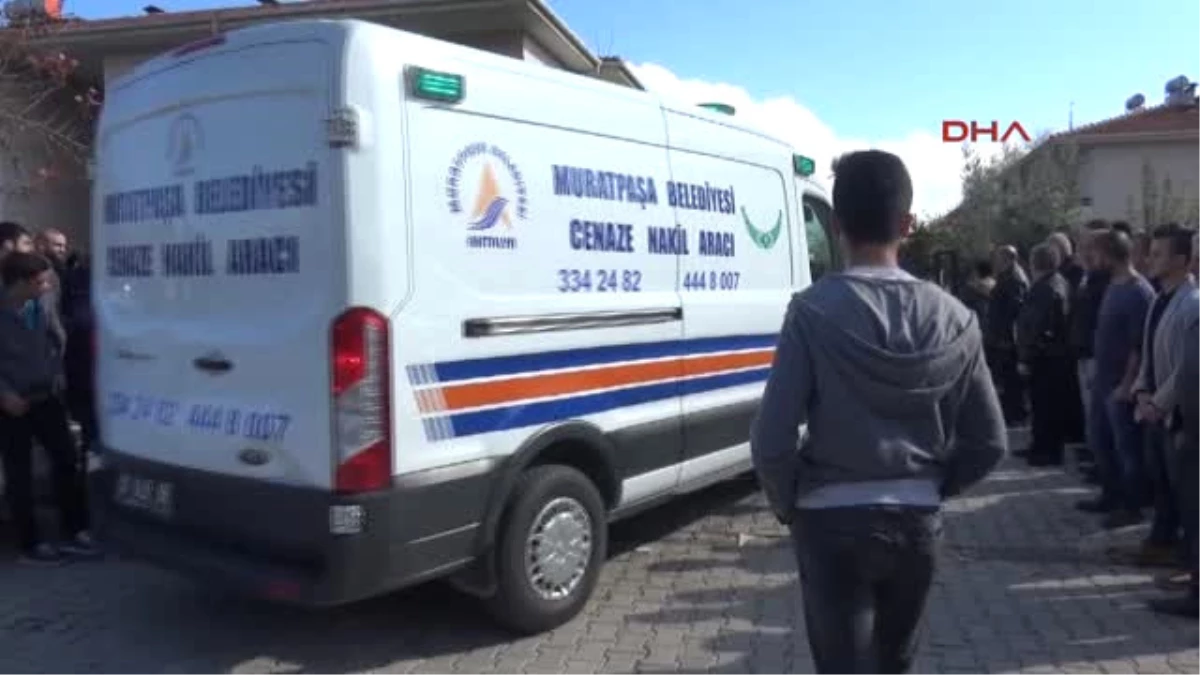 Antalya Müsabaka Sonrası Fenalaşıp Ölen Alperen Toprağa Verildi