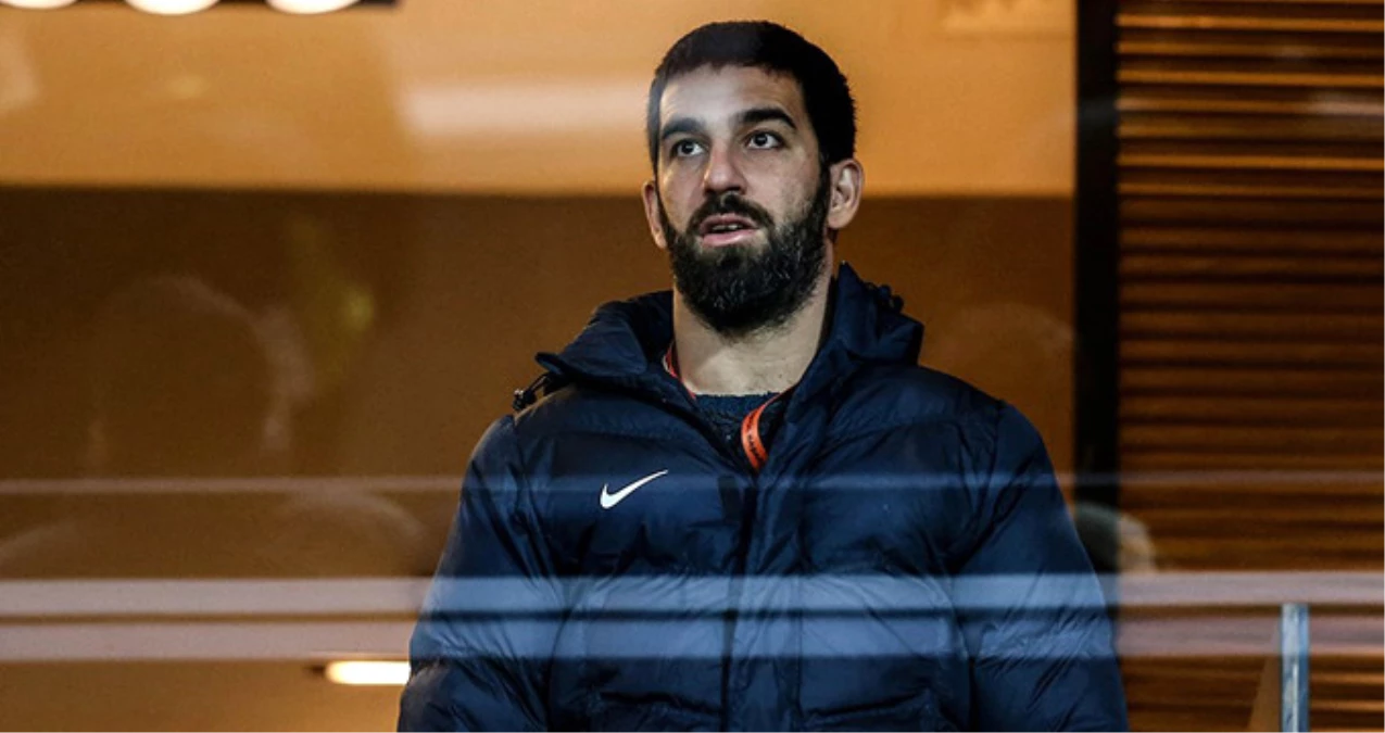 Medipol Başakşehir\'de Arda Turan, Giresunspor Maçı Kadrosunda Yer Almadı