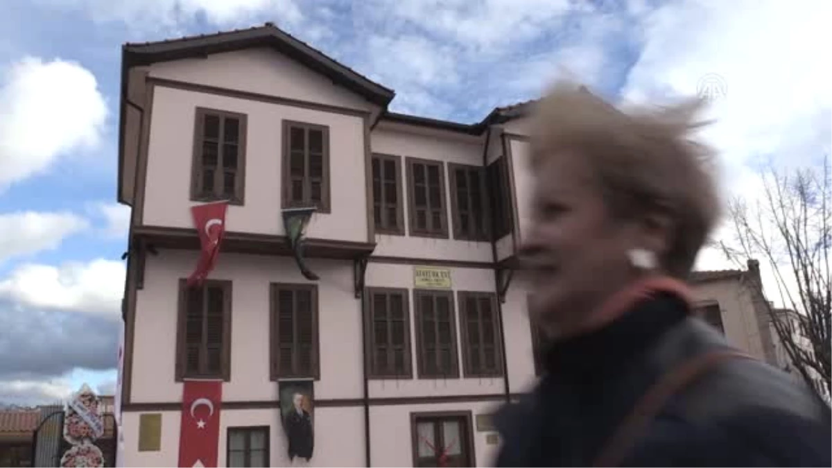 Atatürk Evi Törenle Açıldı