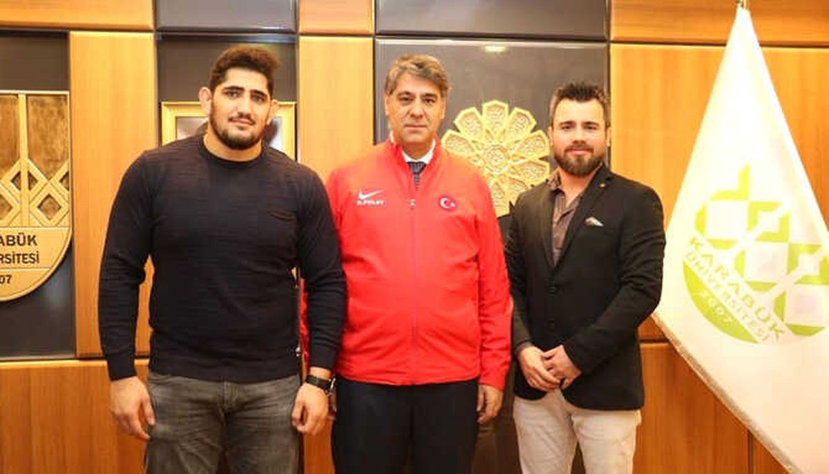 Avrupa Şampiyonundan Rektör Prof. Dr. Refik Polat\'a Ziyaret