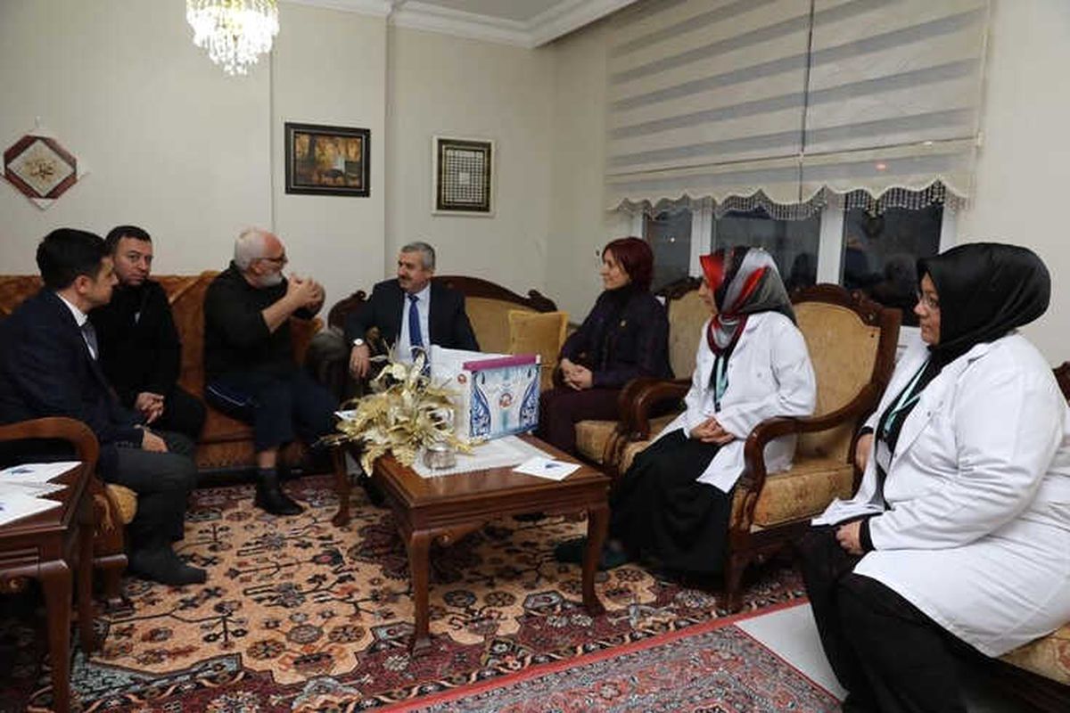Başkan Baran\'dan Yaşlılara Ziyaret