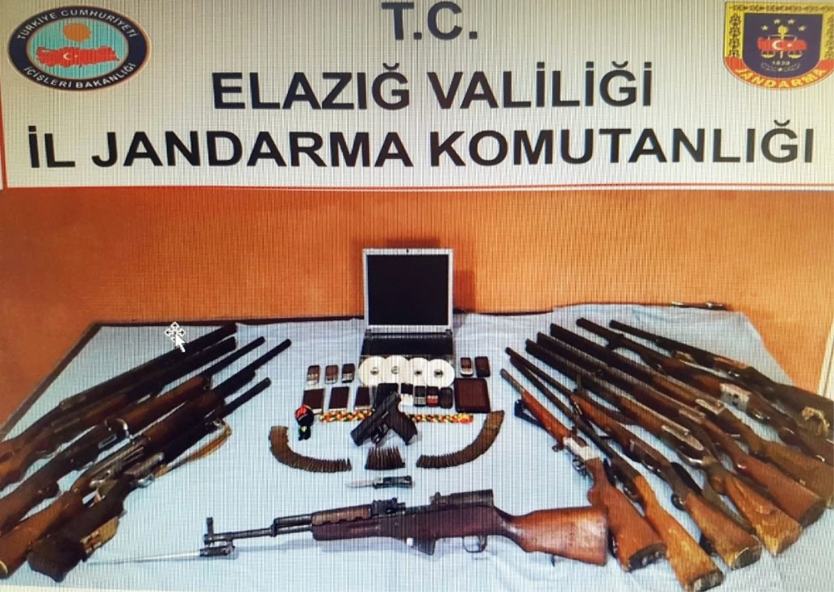 Elazığ\'da Pkk/kck Operasyonu: 8 Şüpheli Gözaltına Alındı