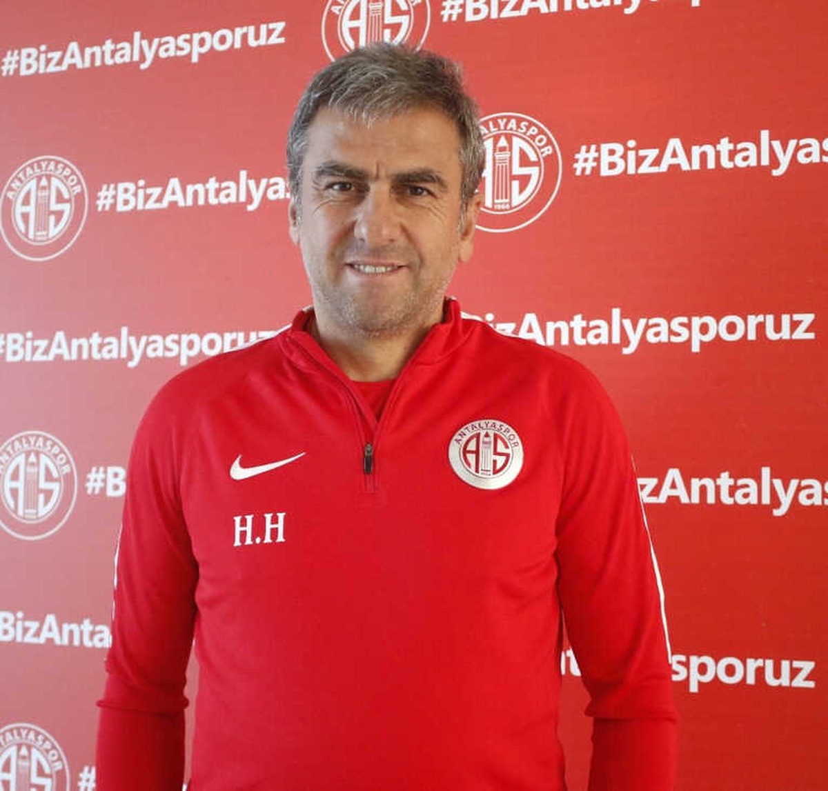 Hamzaoğlu: "Kayserispor Maçını Zor Ama Kazanmak İmkansız Değil"