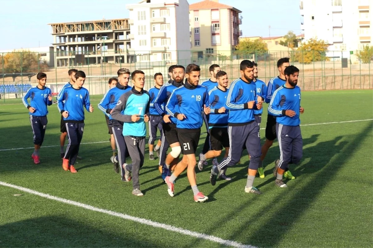 İnönü Üniversitesispor\'da Elazığ Yolspor Maçı Hazırlıkları Sürüyor